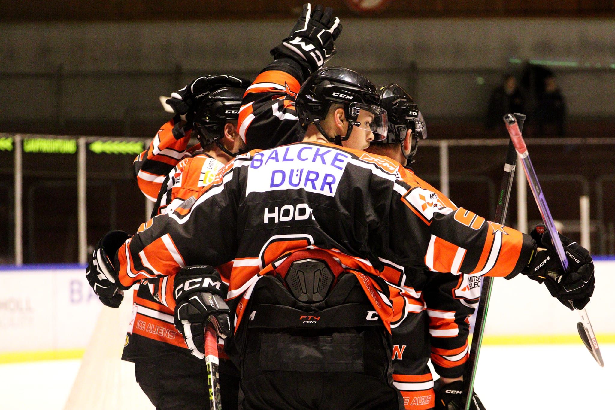 Ice Aliens siegen 5:0 in einem zerfahrenen Spiel gegen die Realstars