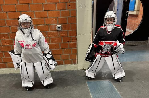 Freude bei den Mini Aliens